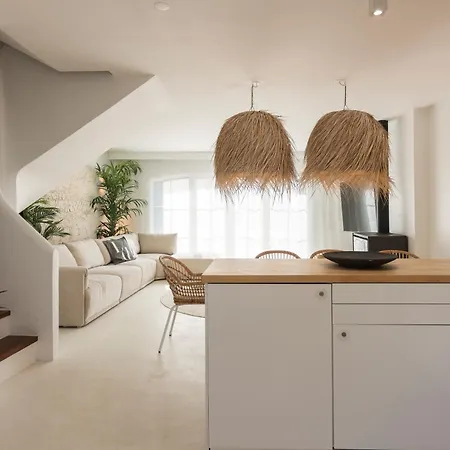 Modern Retreat 3 Bedroom In Vilamoura Quarteira