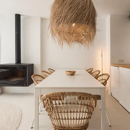 Modern Retreat: 3 Bedroom In The Old Village * Quarteira
